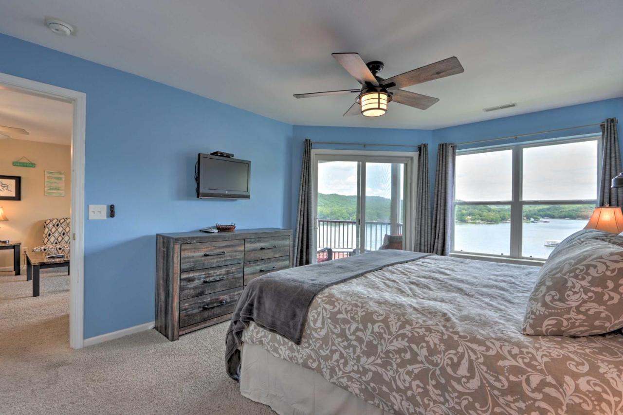 The Lake Escape With Balcony And Pool Access! Camdenton Esterno foto